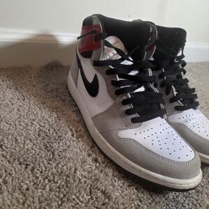 Jordan 1 Hi Retro Smoke Gray